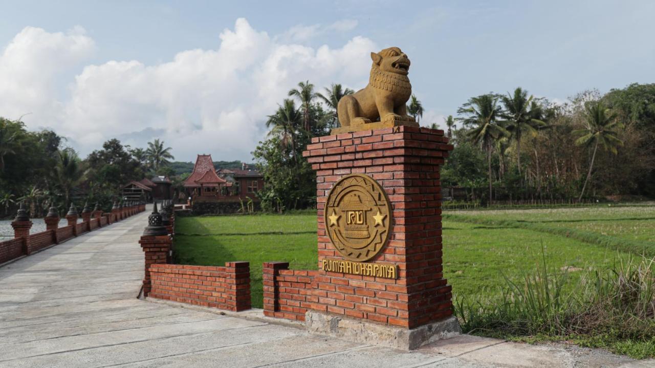 Rumah Dharma Boutique Villa マゲラン エクステリア 写真